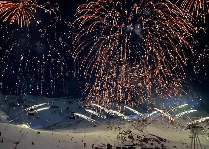 Confortable Centre Station Face Aux Pistes De